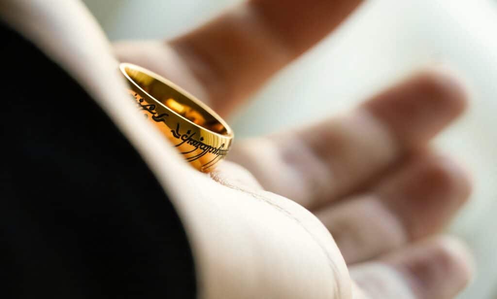 El Poema del Anillo Único: origen, estructura y simbolismo