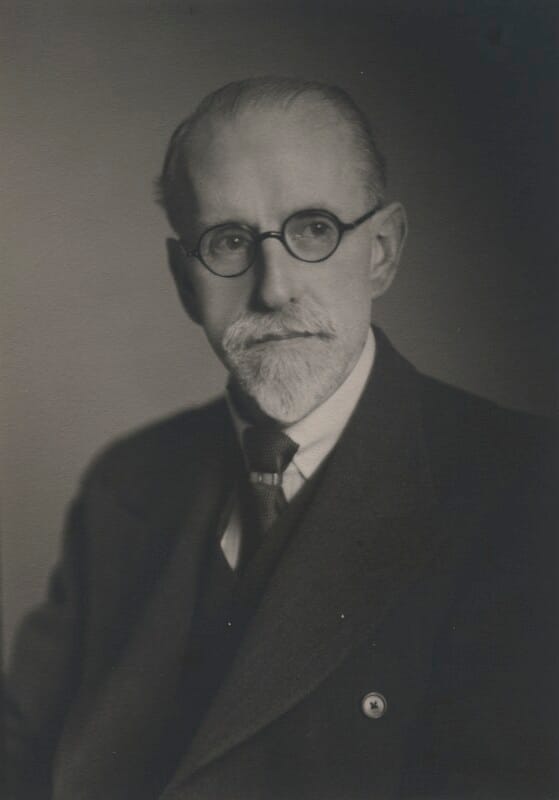 Stanley Unwin